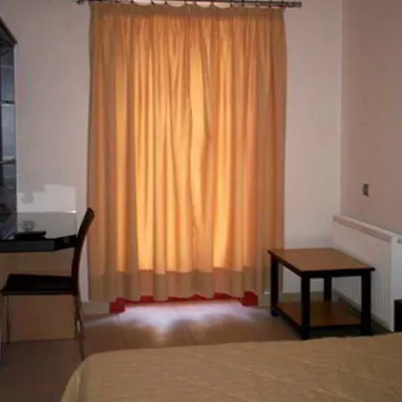 Aposperides Hotel 2*